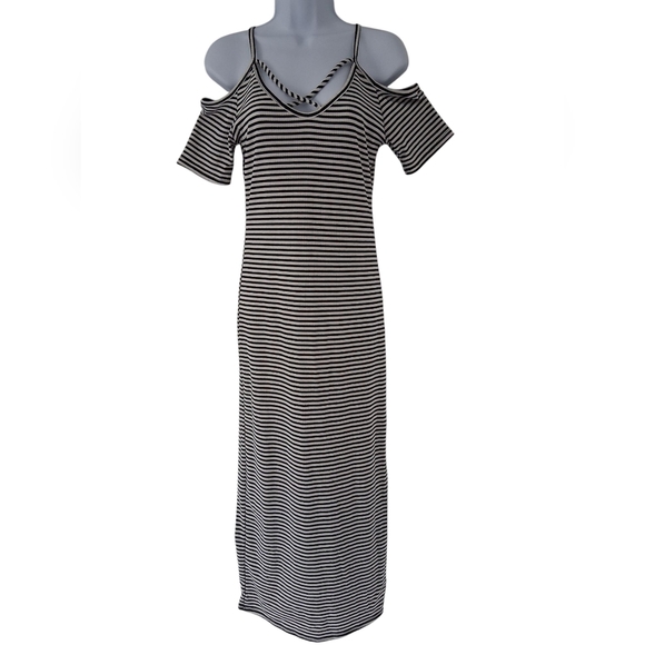 NWT Caution To The Wind/ Striped Cold Shoulder Maxi Dress With Slit/ Size US M - Picture 1 of 10